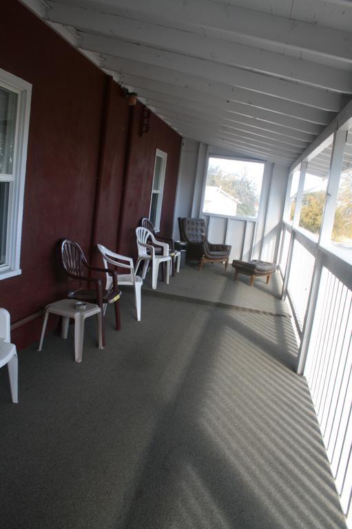 Jnr Hotel Cedarville Eksteriør billede